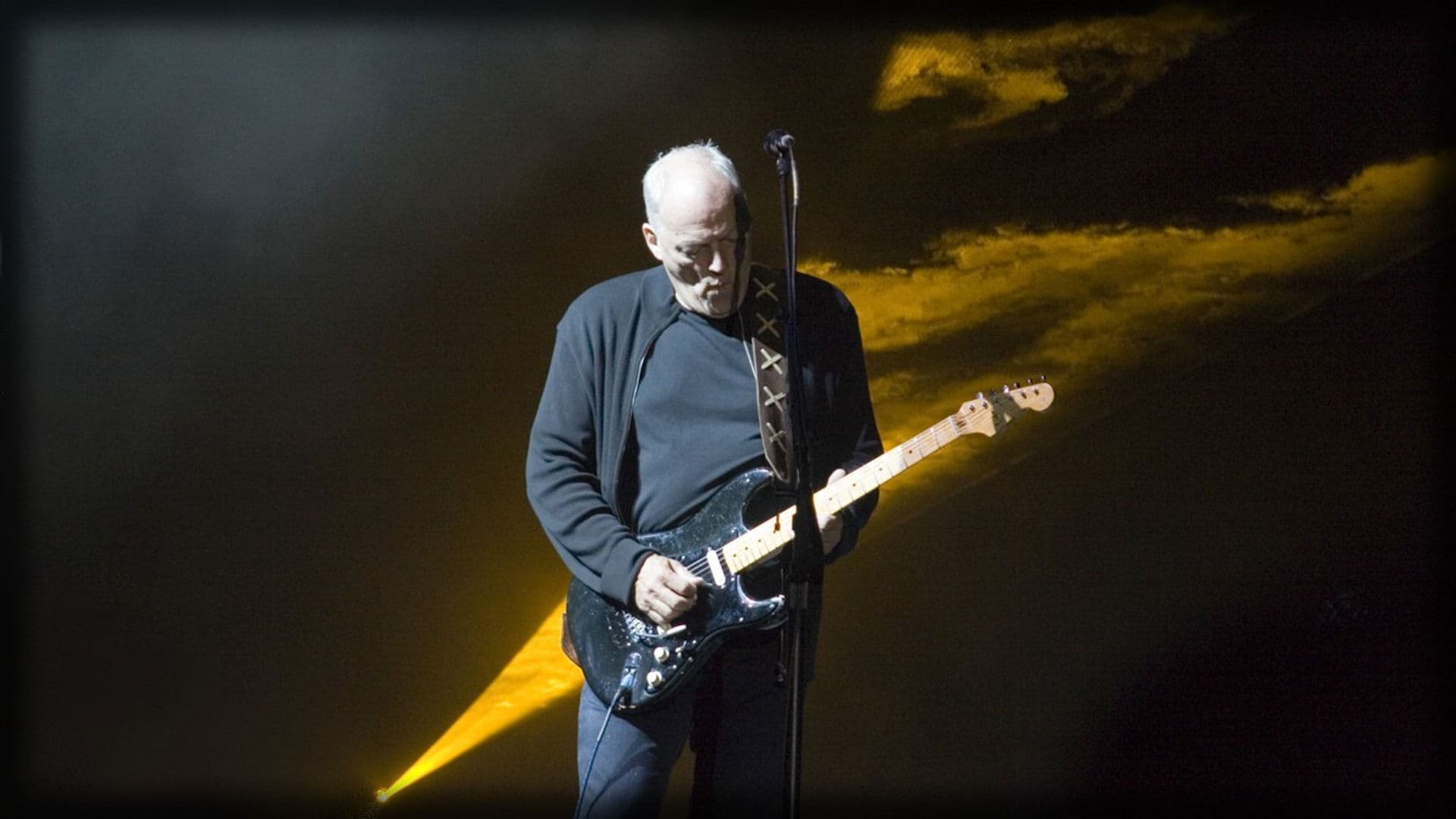 David Gilmour: Remember That Night backdrop