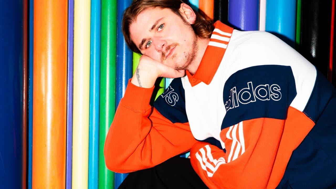 Voyou en concert aux Vieilles Charrues 2023 backdrop