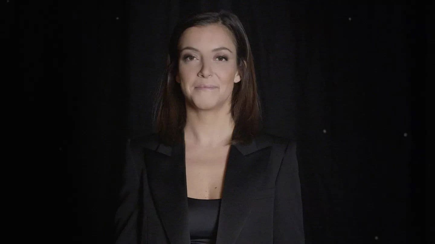 Camille Lellouche : authentique backdrop