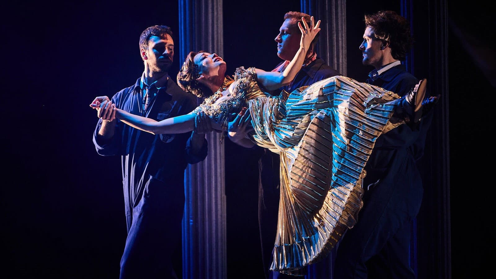 Le convenienze ed inconvenienze teatrali - Wexford Festival Opera backdrop