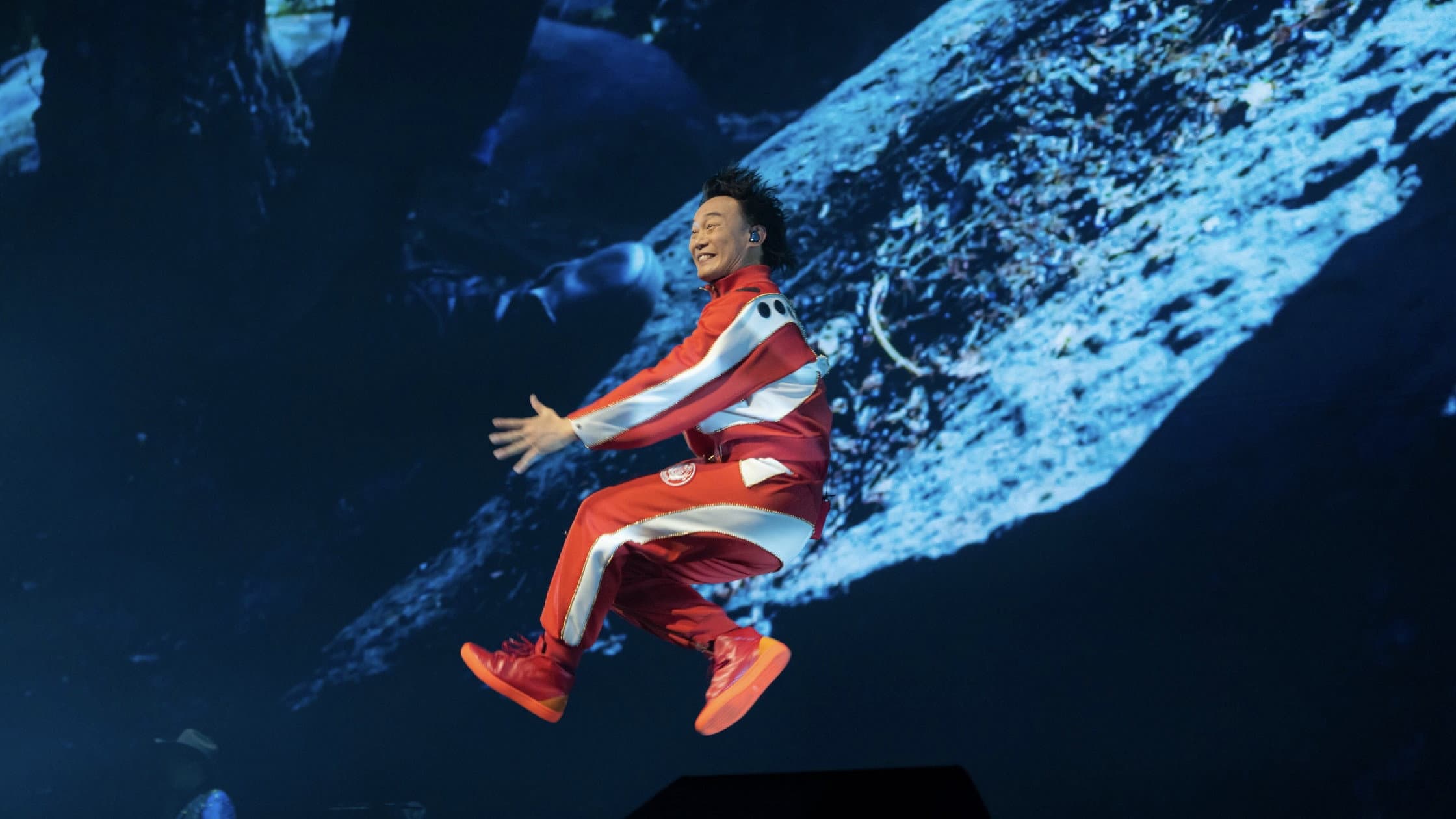 Eason Chan Fear and Dreams Live in Concert 2022-2025 backdrop