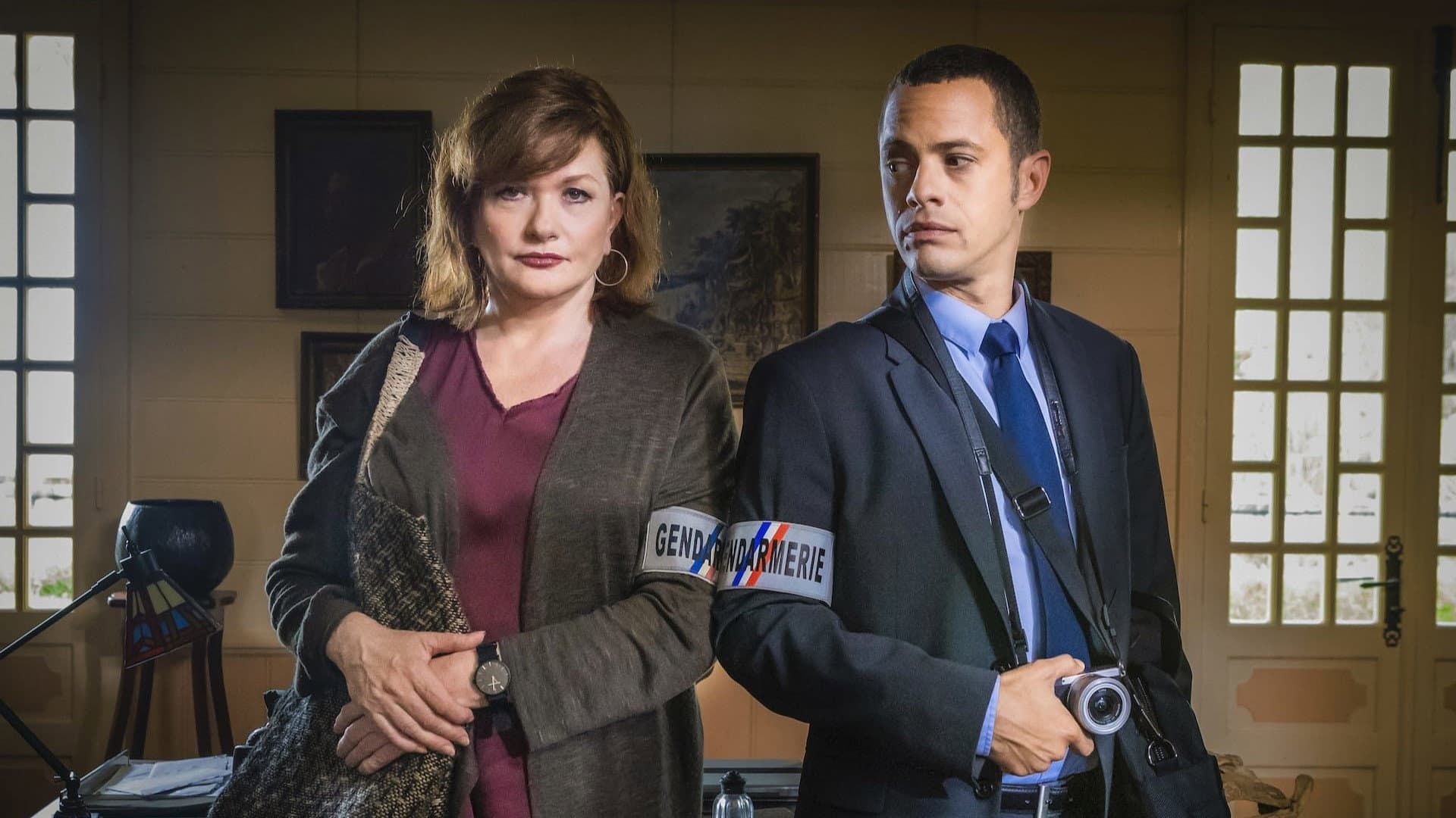 Murder on Reunion Island backdrop