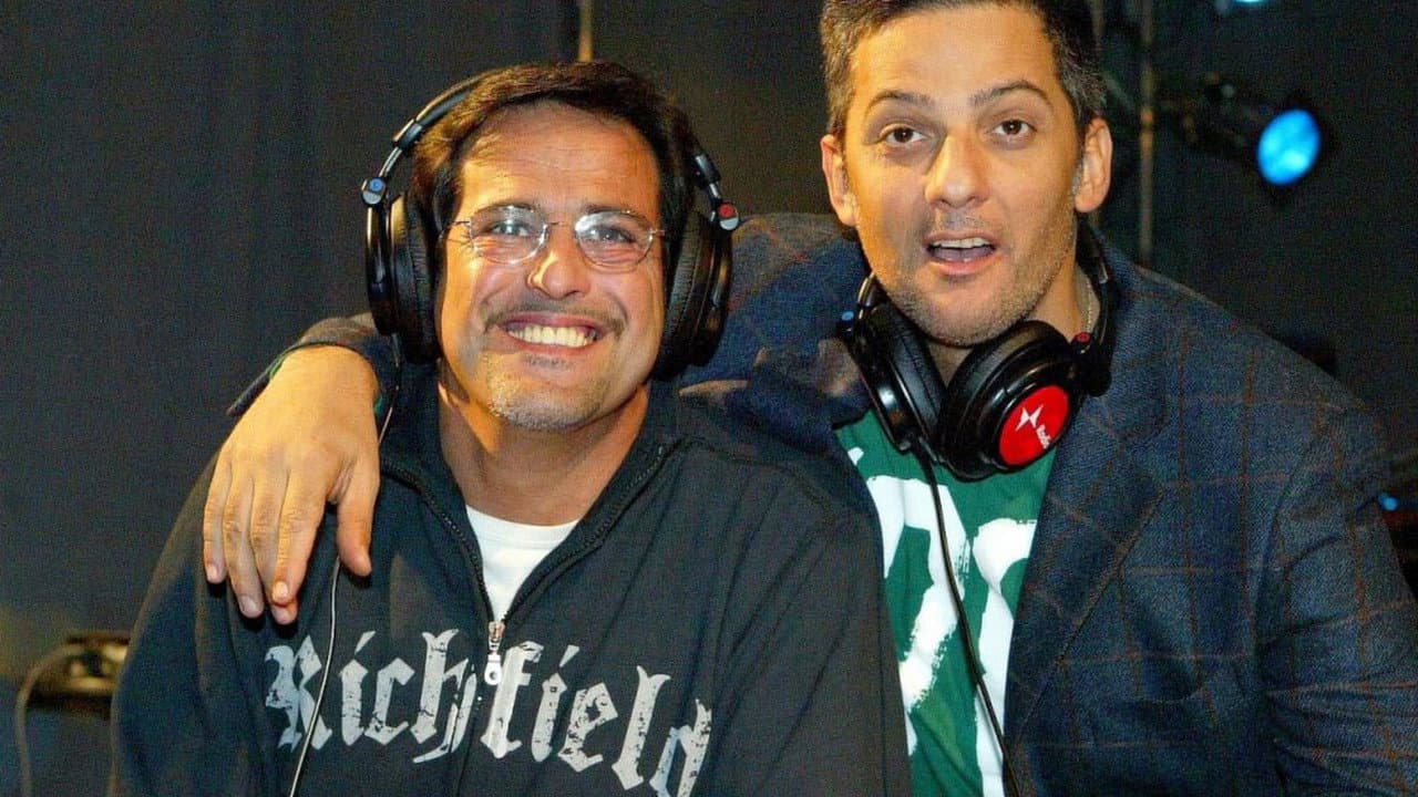 Fiorello & Baldini Visti da dietro backdrop