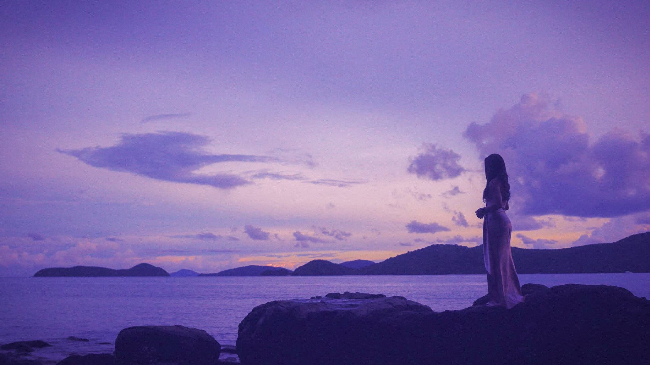 Voyage Into the Night backdrop