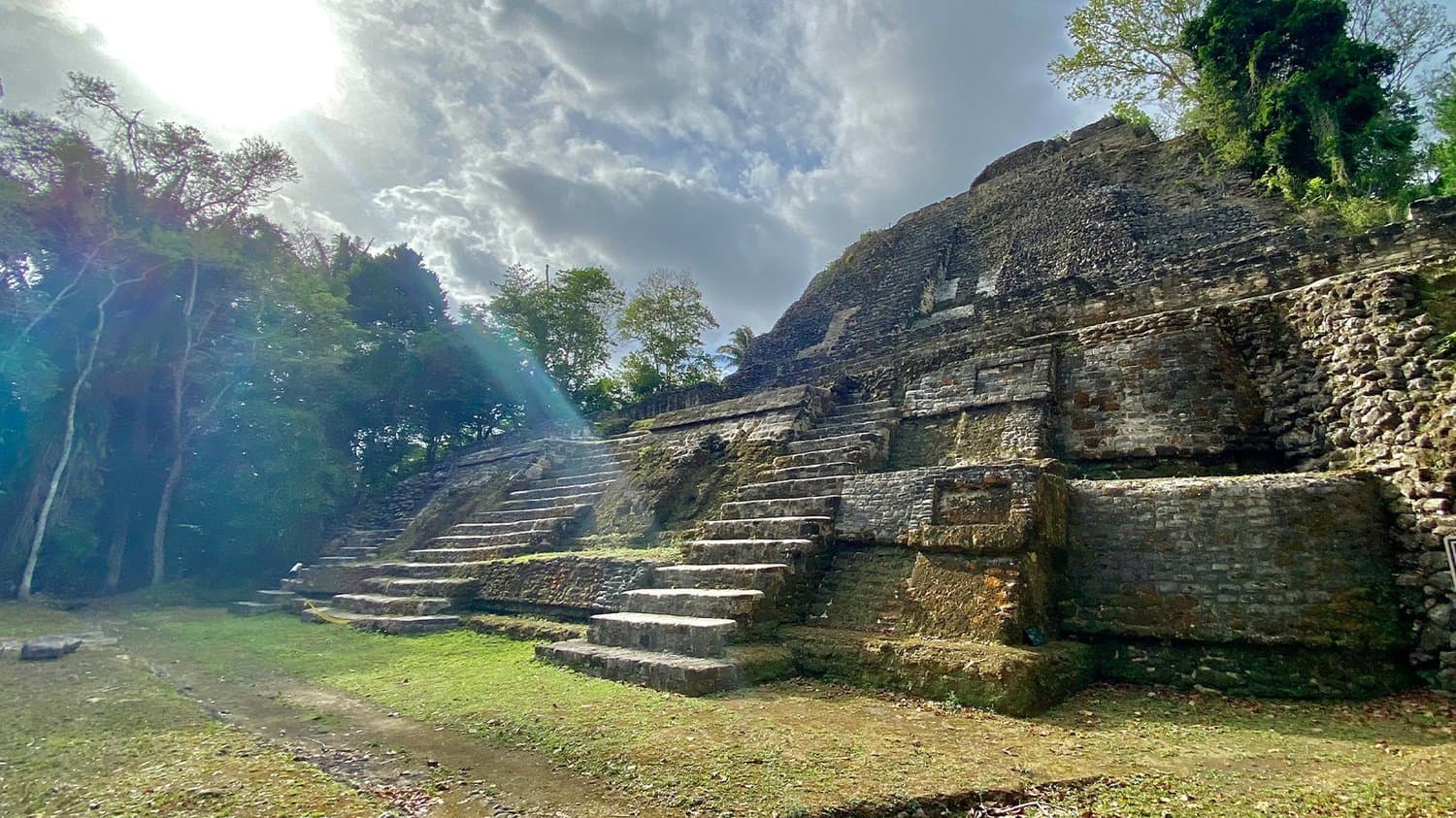 Ancient Builders of the Amazon backdrop